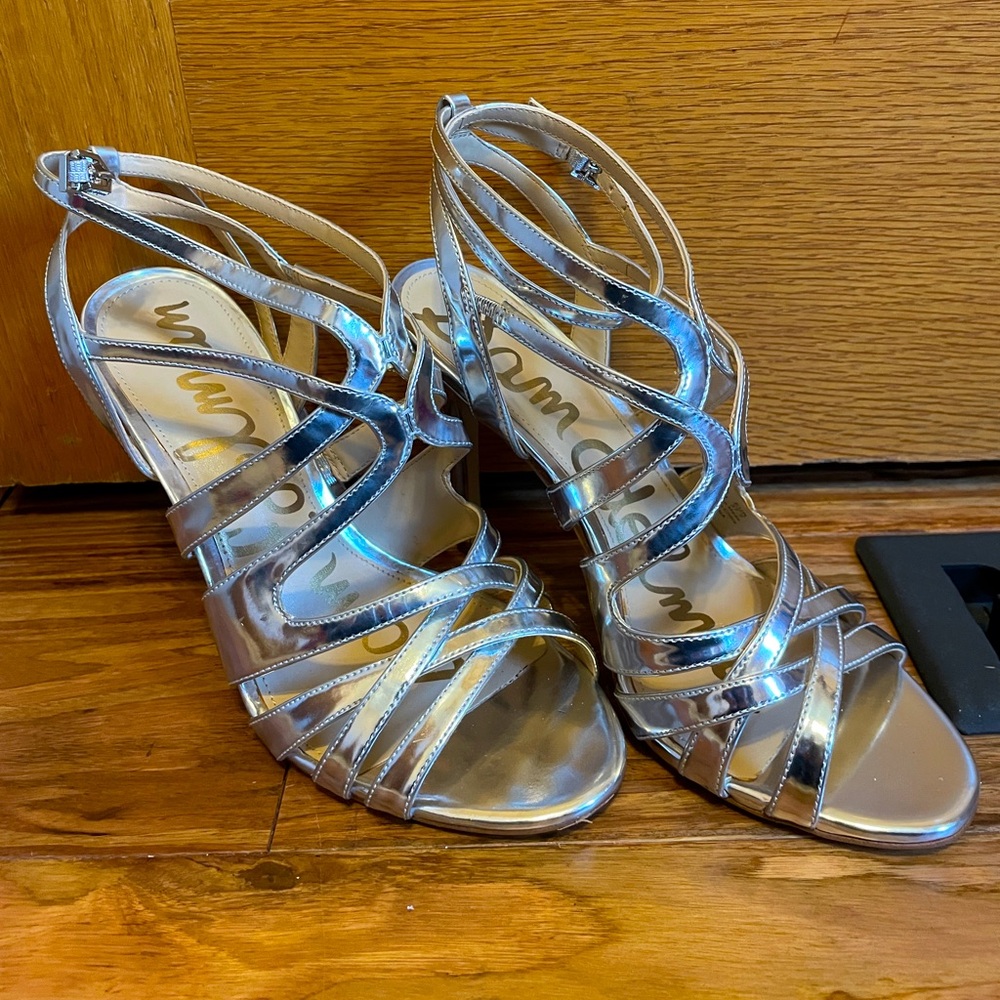 Silver 4” high heels sandals. Sam Edelman.